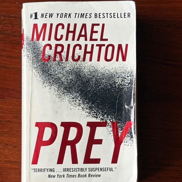 Prey by Michael Crichton - Picture 1 of 6
